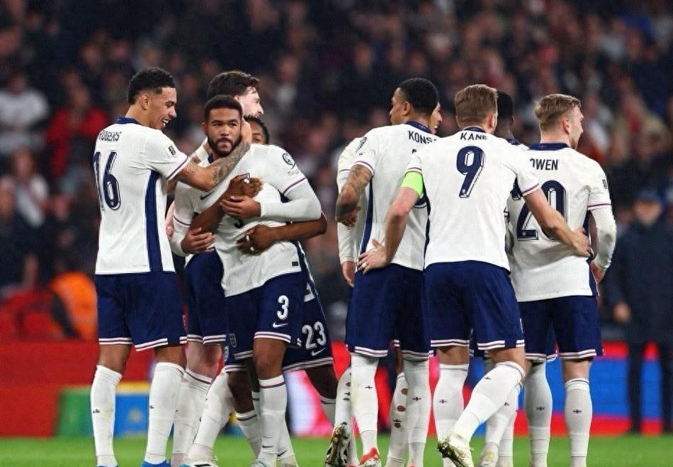 英格兰羽毛球队险胜韩国羽毛球队，安赛龙制霸全场