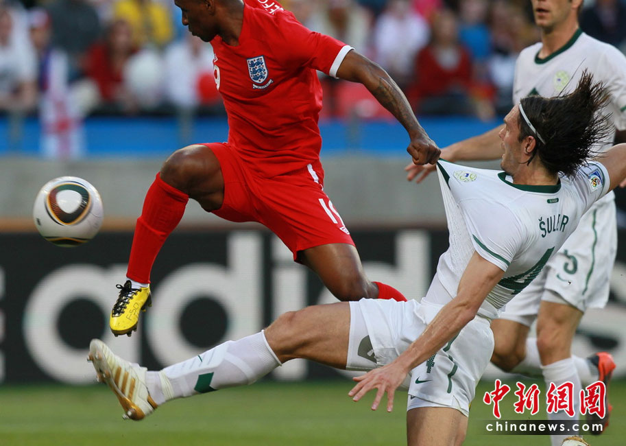 英格兰羽毛球队险胜韩国羽毛球队，安赛龙制霸全场