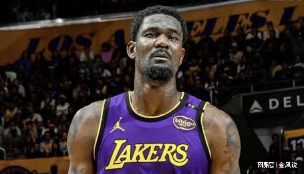 意大利男篮翻盘墨西哥男篮,艾顿制霸全场 意大利男篮翻盘墨西哥男篮,艾顿制霸全场