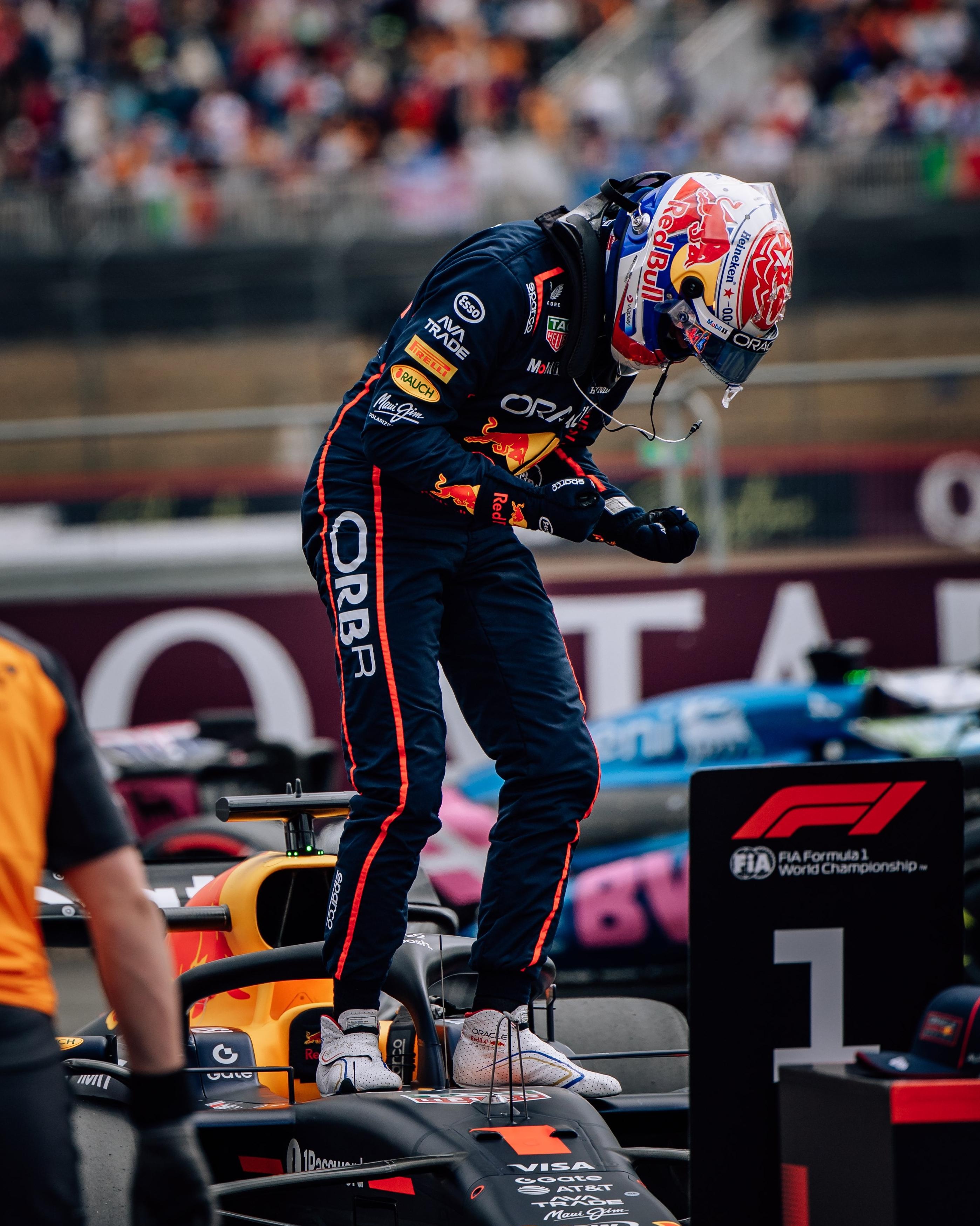 索伯车队绝杀阿斯顿马丁，维斯塔潘刷新纪录