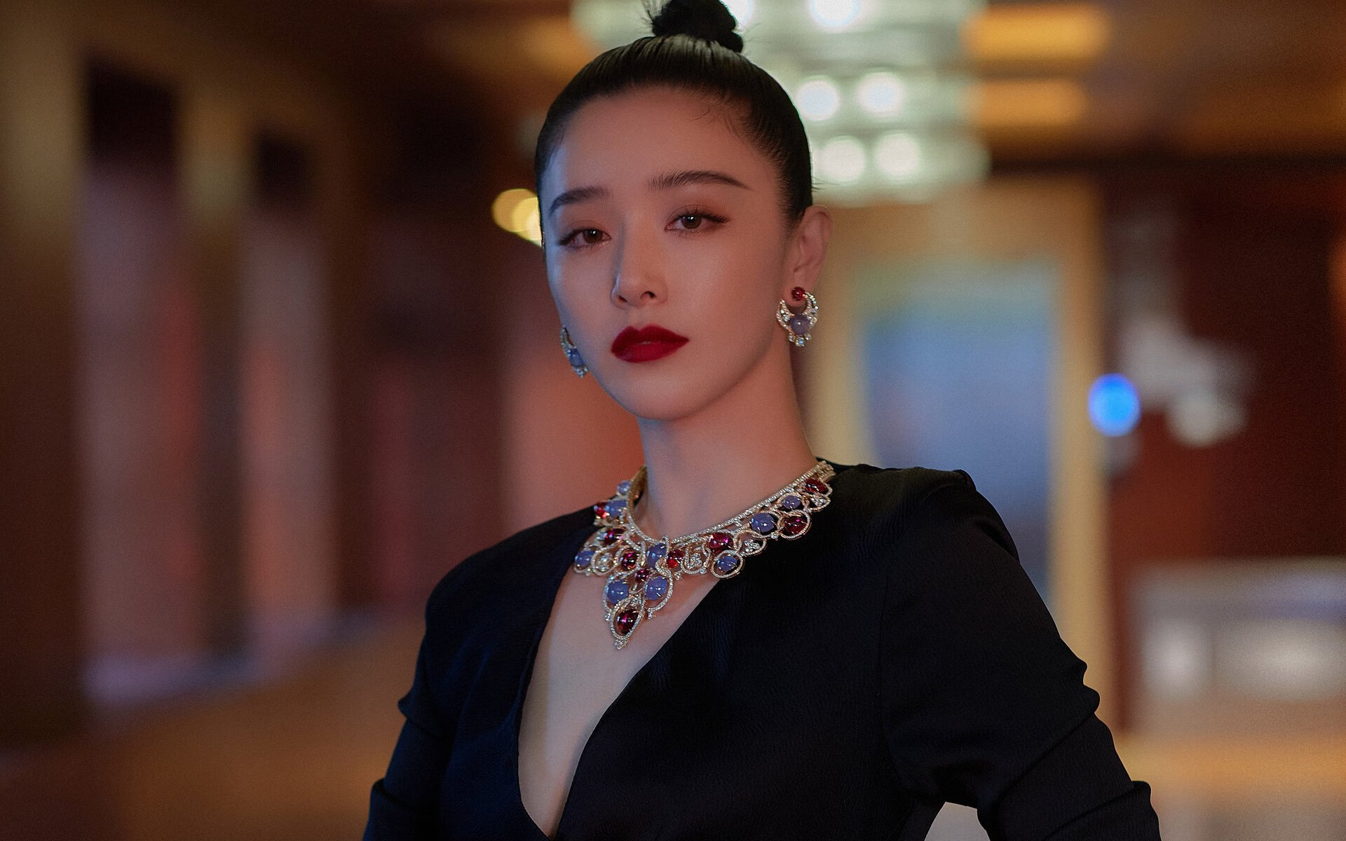 当德甲王冠落下时,他投出了另一项运动的历史一球