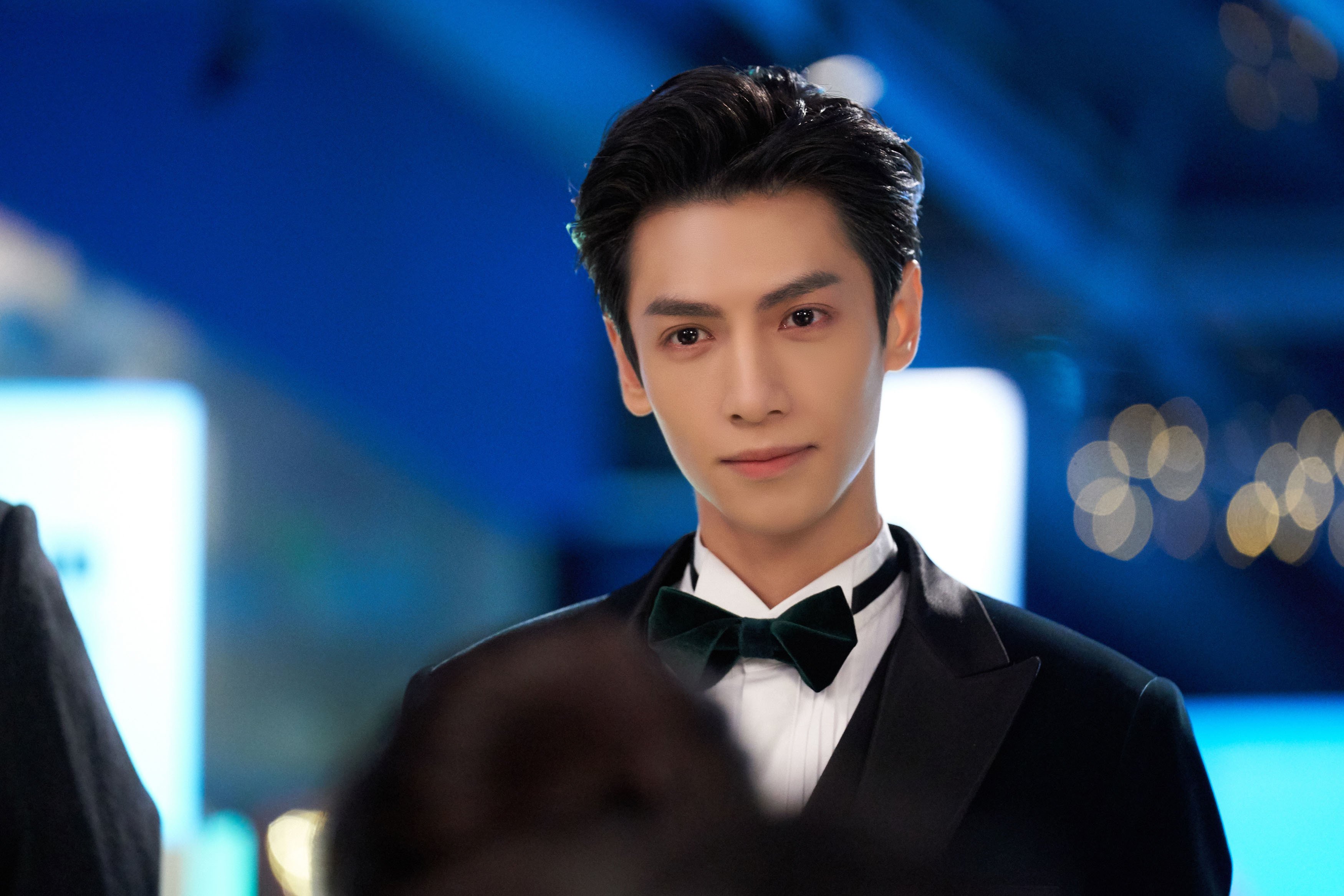 中场魔术师点燃绿茵，北非之鹰以连续得分压制意甲雄狮