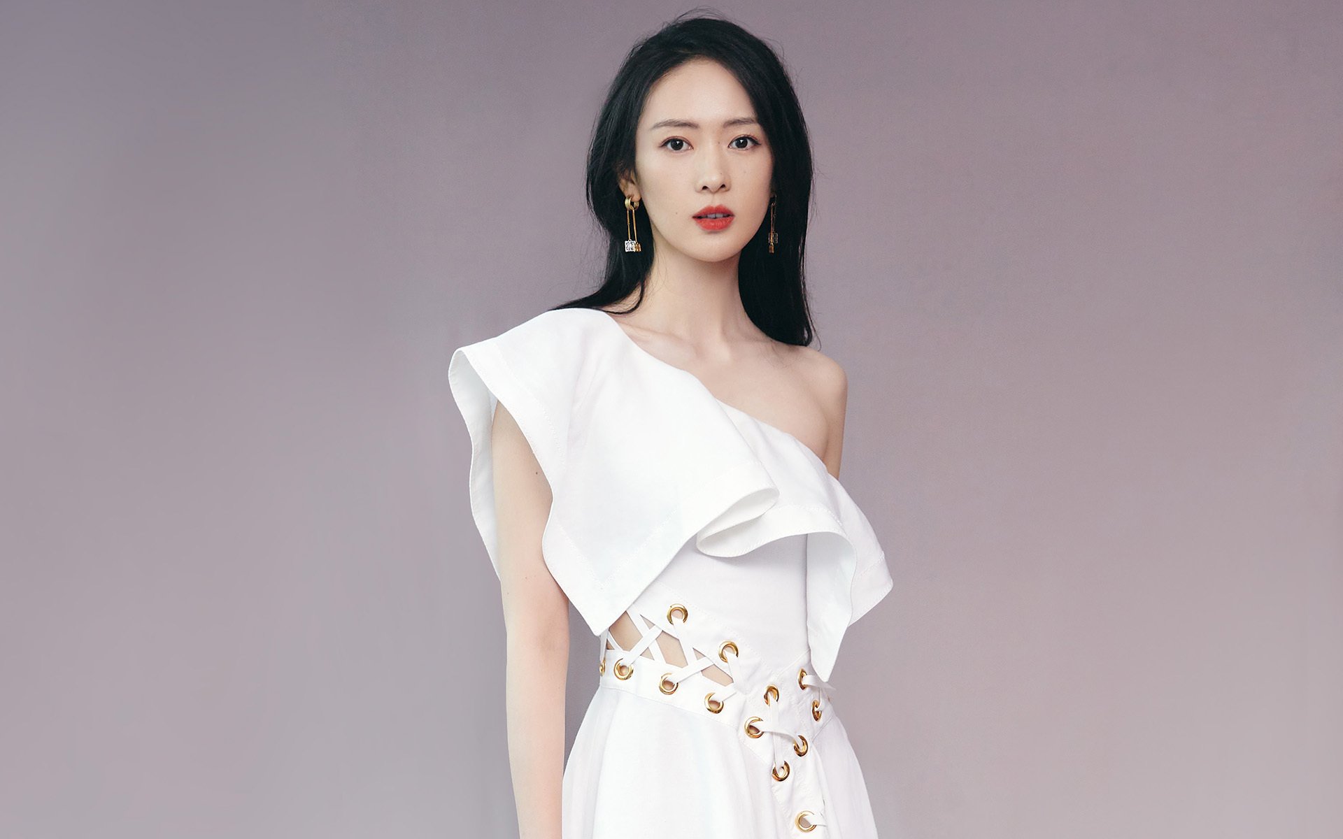 从伦敦的阴影到巴斯克的阳光,萨卡与加纳的平行救赎之路