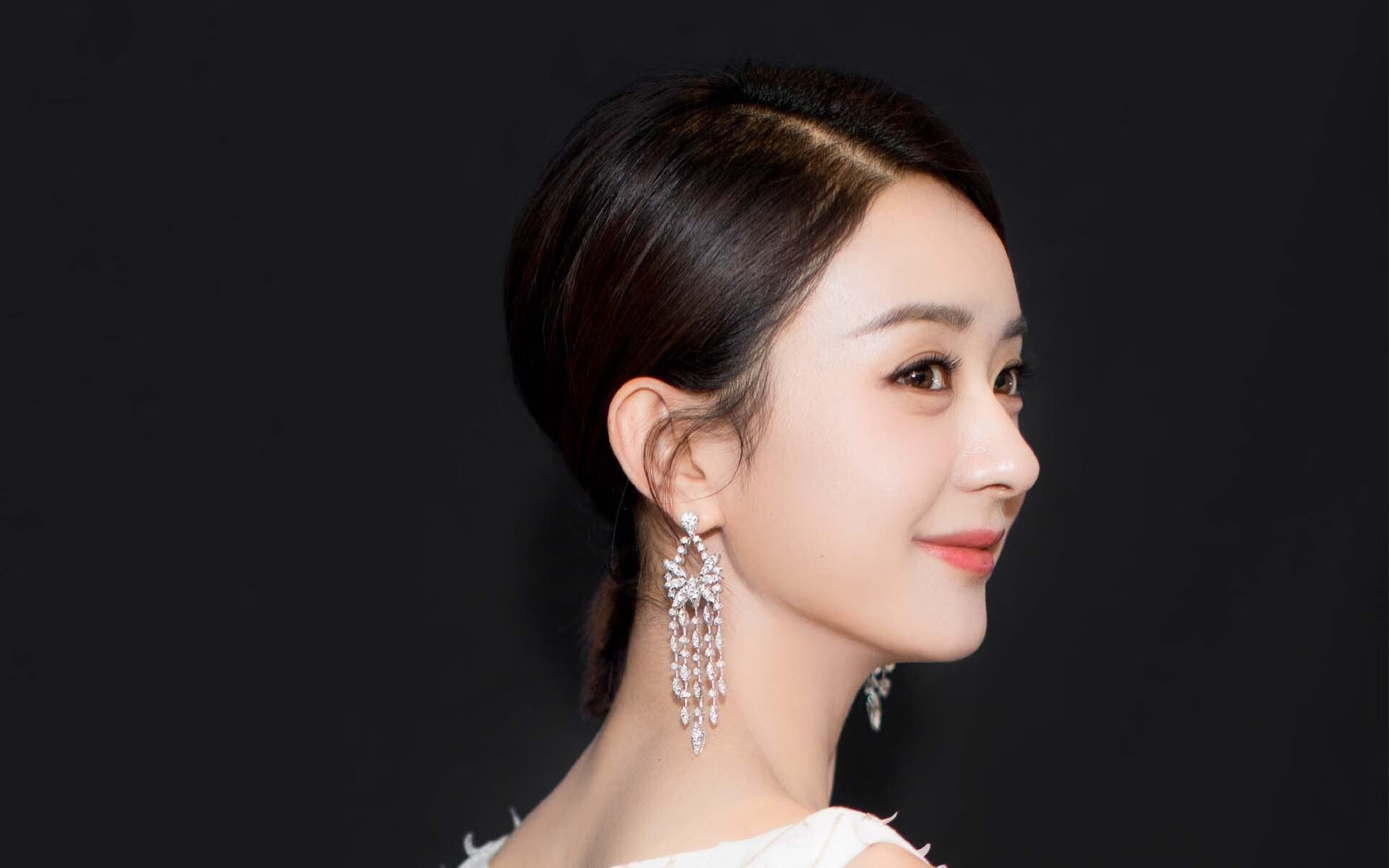 黄蜂毒刺与东北虎之困,当西亚卡姆的锋刃刺破铁血防线