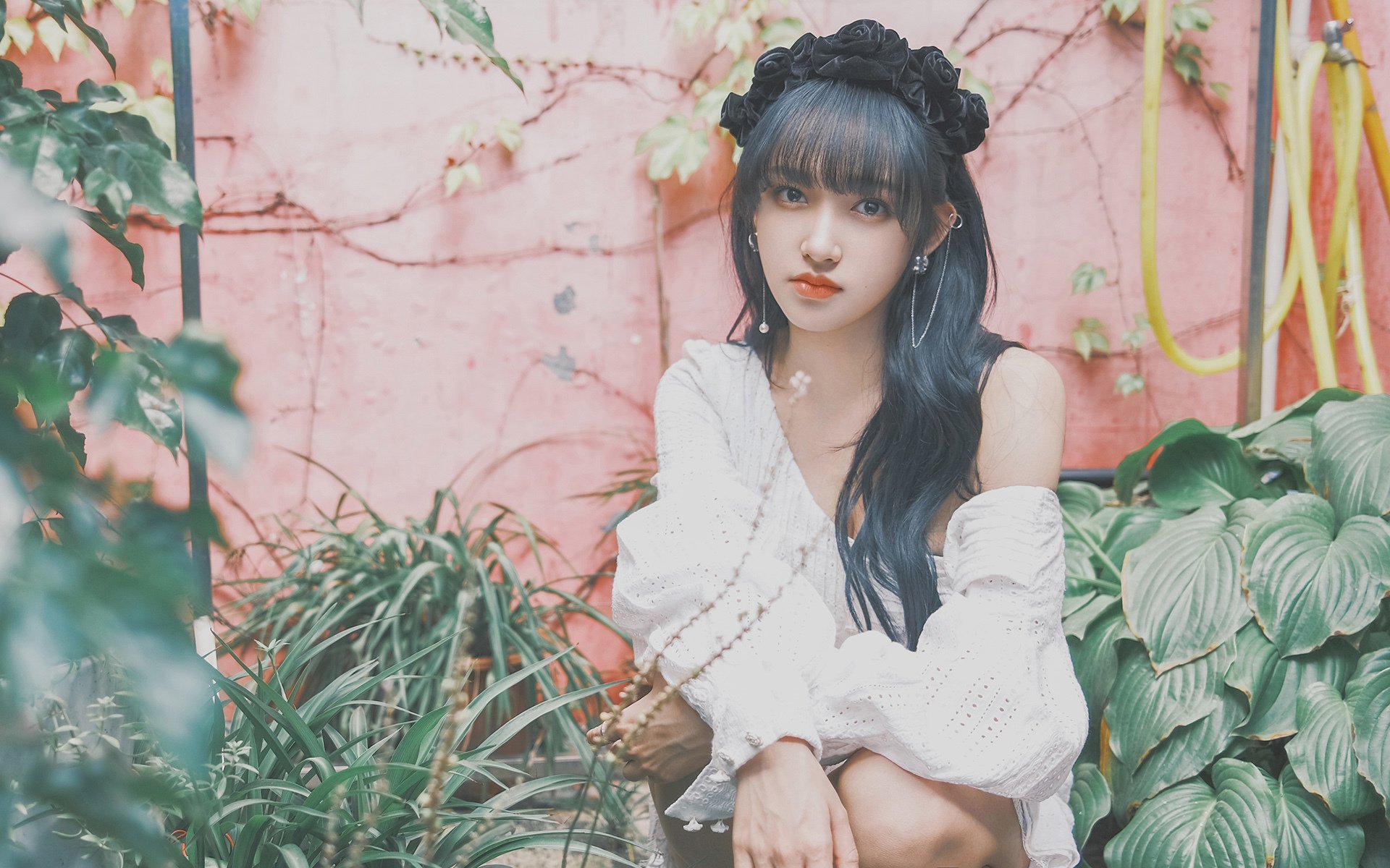 在雅典卫城下，我们听见写实主义诗歌，中国男篮险胜希腊，穆勒成为关键先生